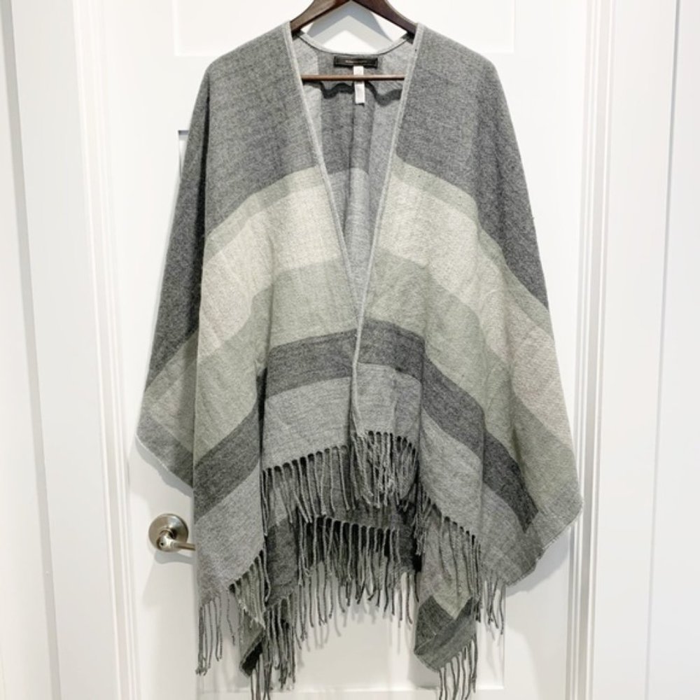 BCBGMaxAzria Poncho Blanket Shawl Wrap Sweater - One Size